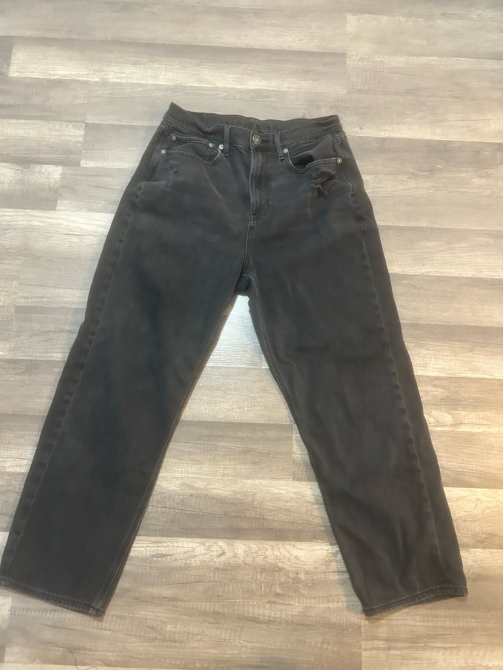 American Eagle Outfitters women’s Black Straight Denim Jeans Size 12